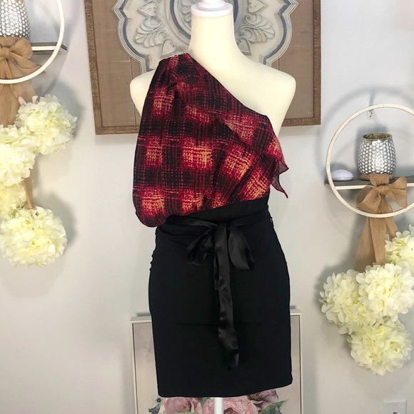 Bebe one shoulder burgundy & black draped flowy/fitted dress. Sz XXS. EUC - Picture 7 of 11